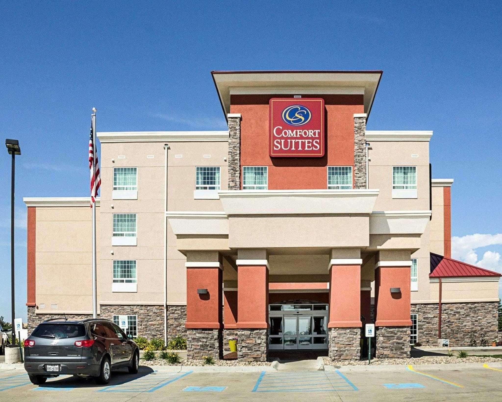Comfort Suites Minot Luaran gambar