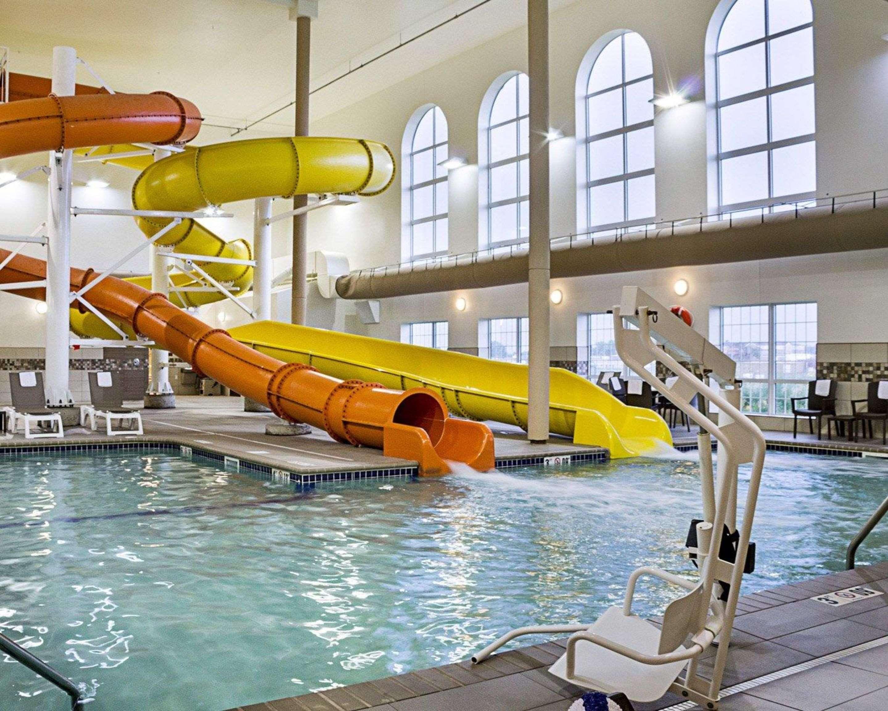 Comfort Suites Minot Luaran gambar