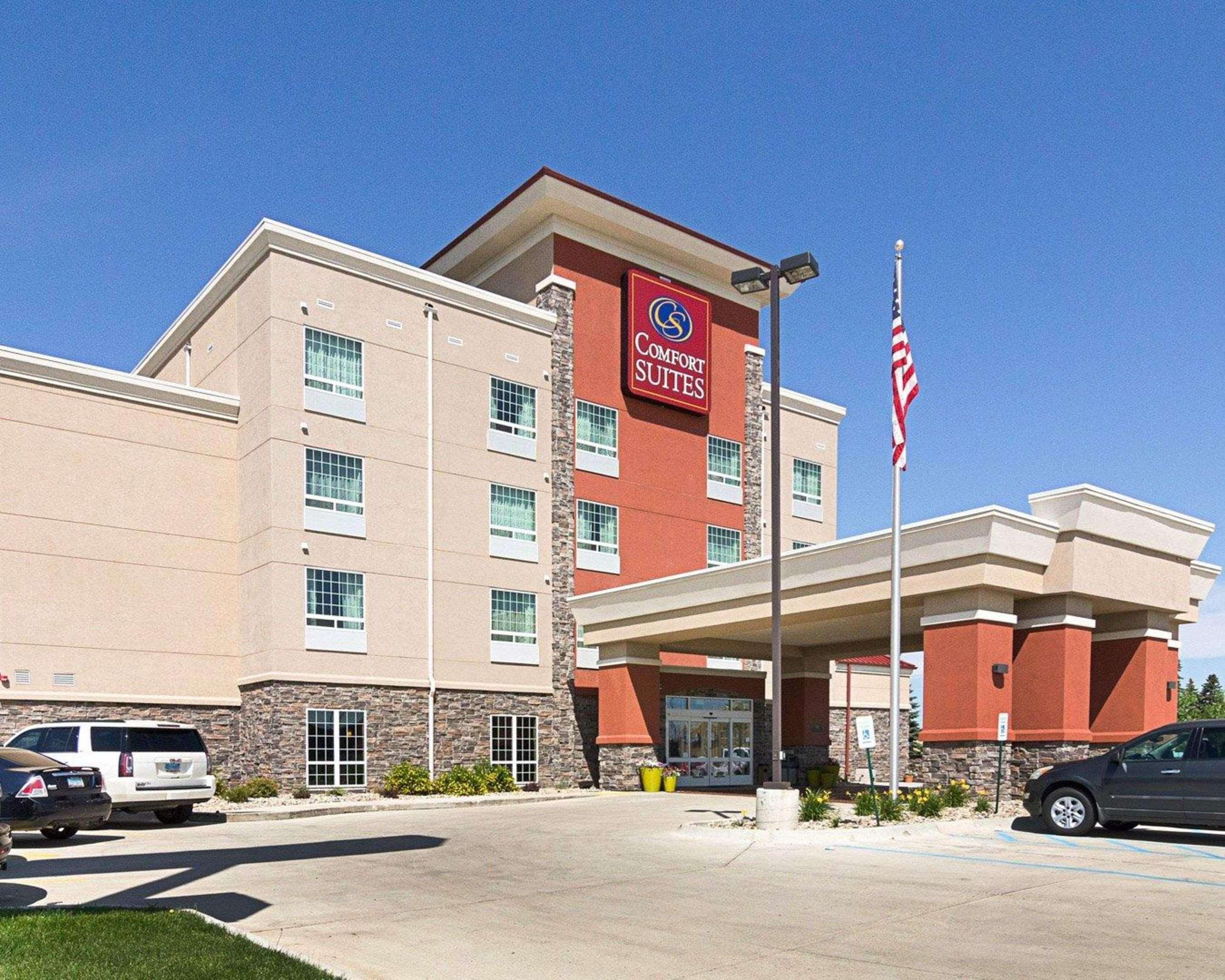 Comfort Suites Minot Luaran gambar