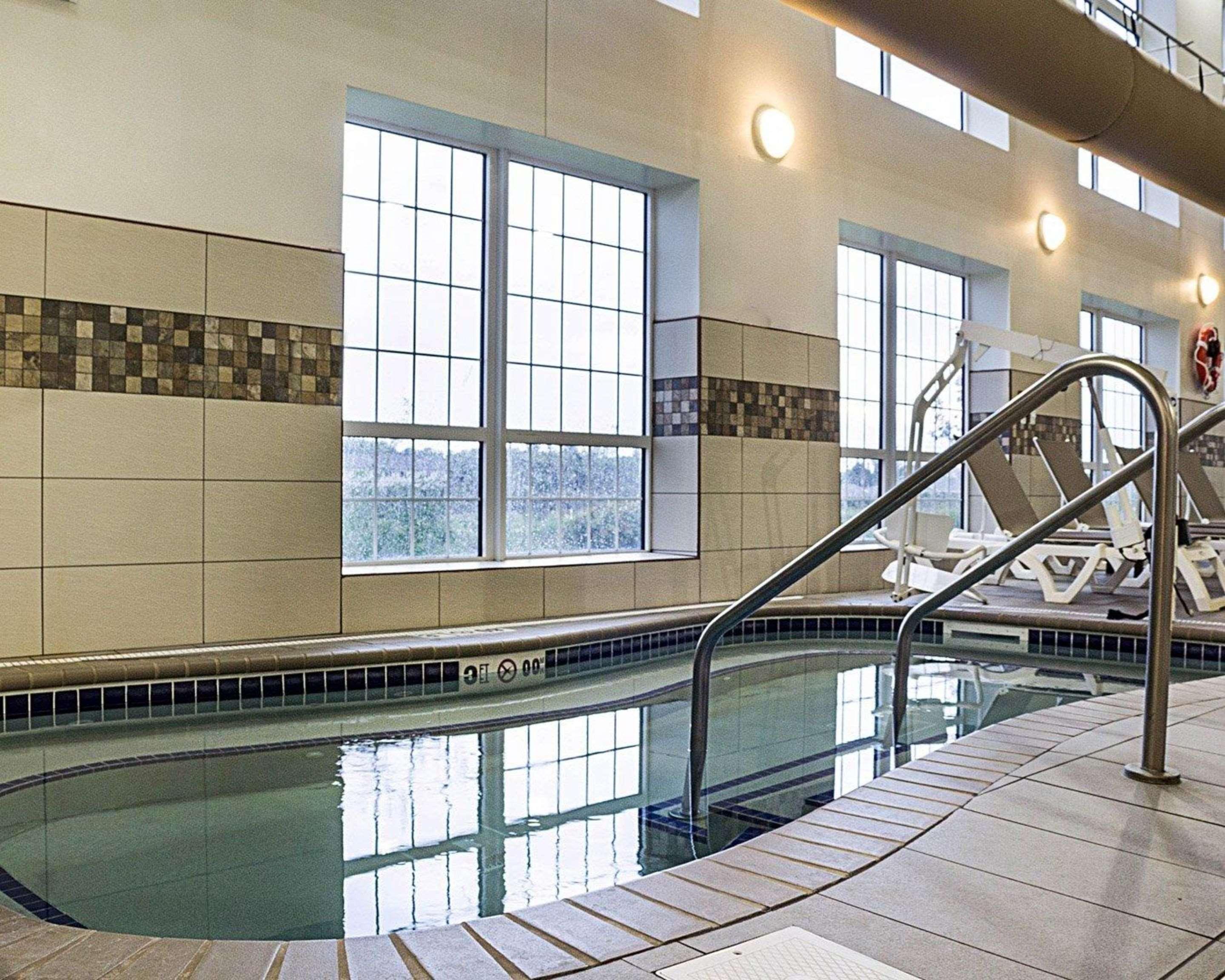 Comfort Suites Minot Luaran gambar