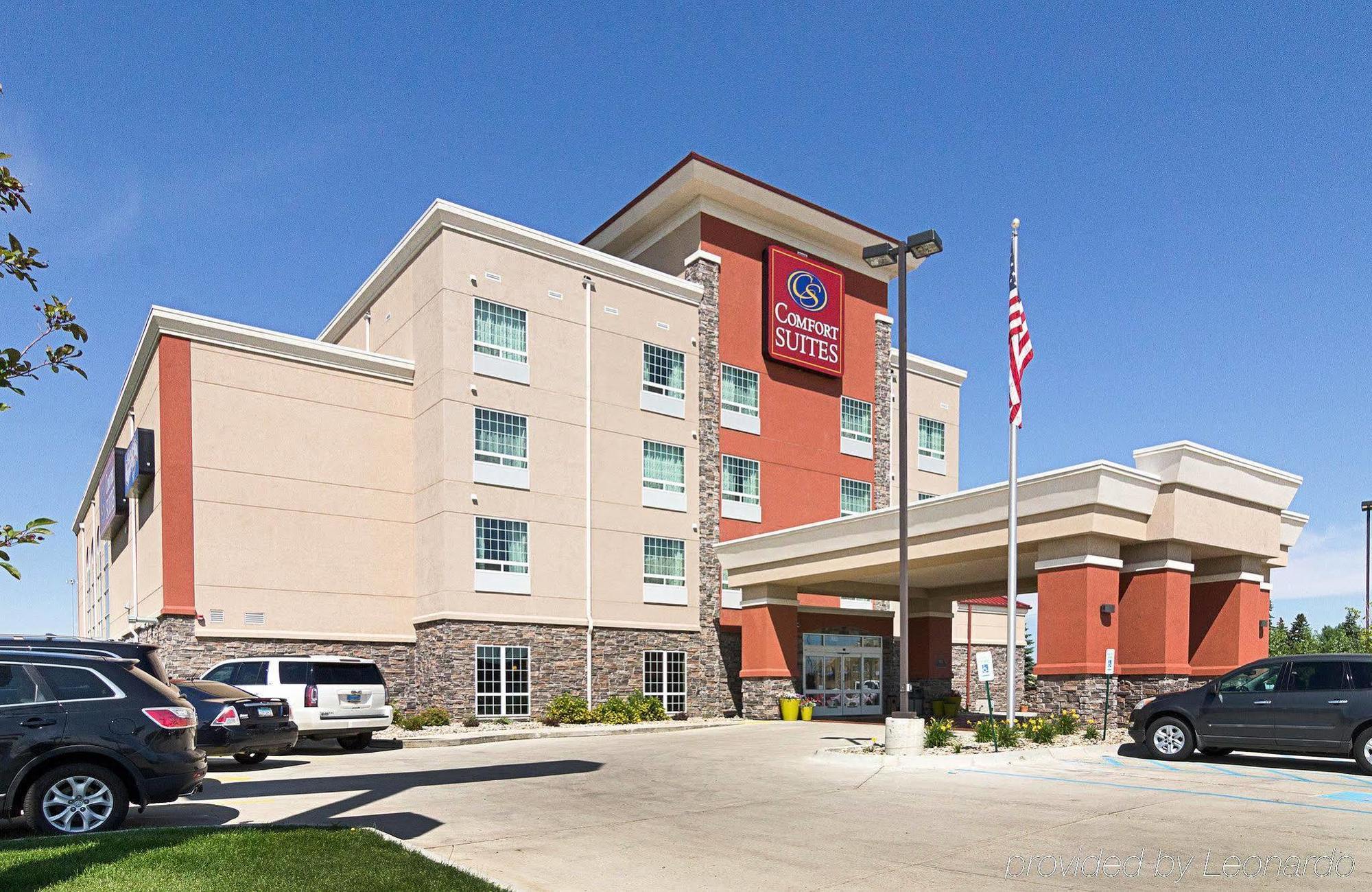 Comfort Suites Minot Luaran gambar