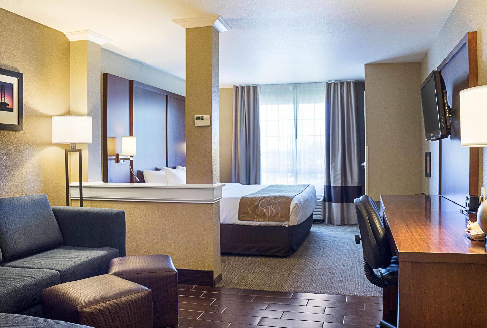 Comfort Suites Minot Luaran gambar