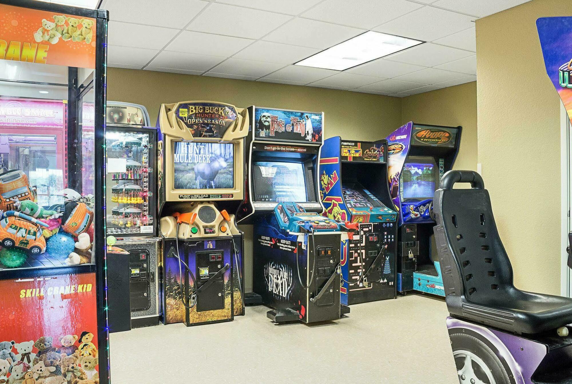 Comfort Suites Minot Luaran gambar